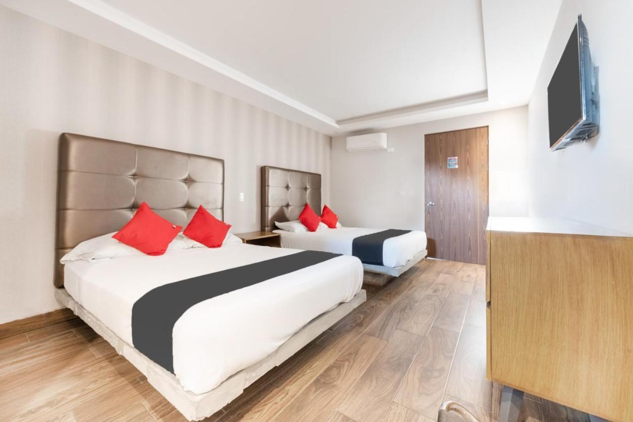 Hotel 202 Monterrey Kültér fotó