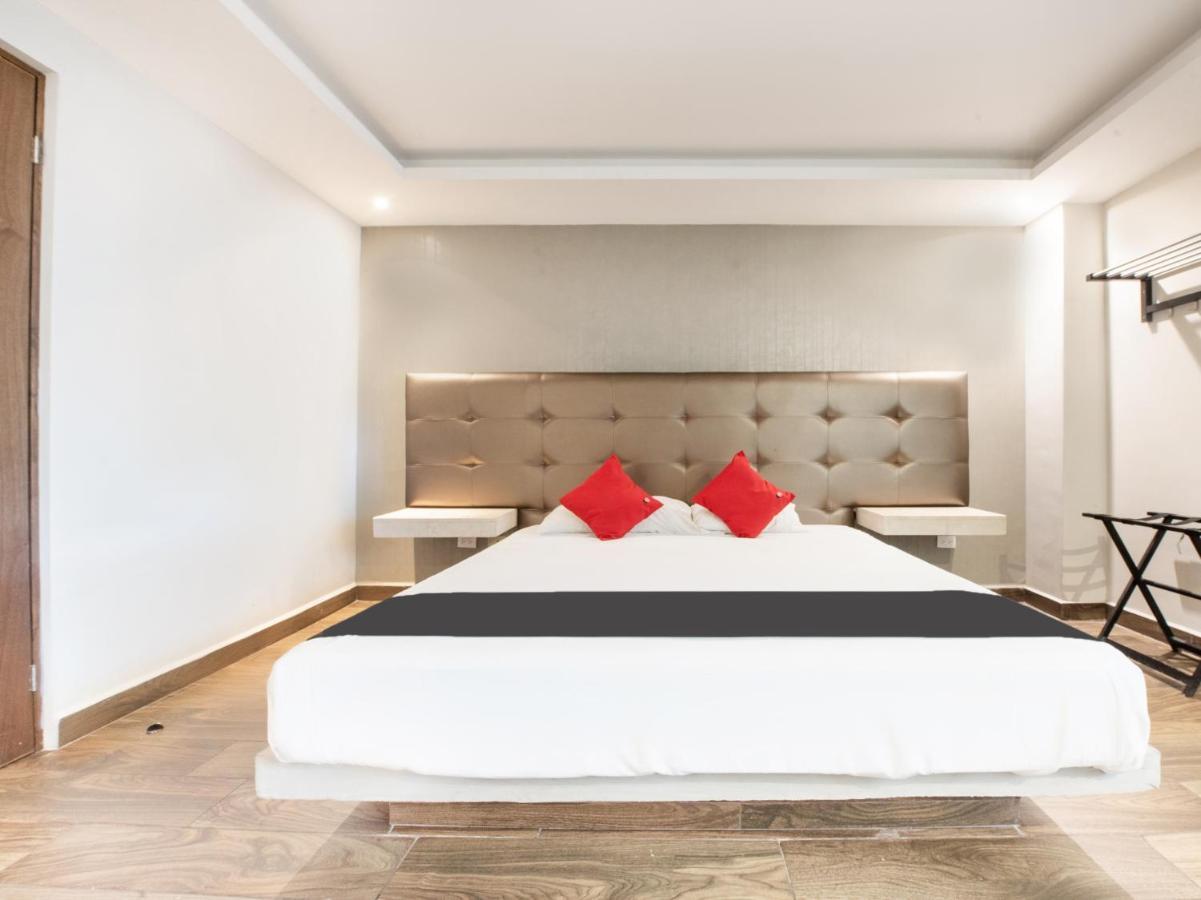 Hotel 202 Monterrey Kültér fotó